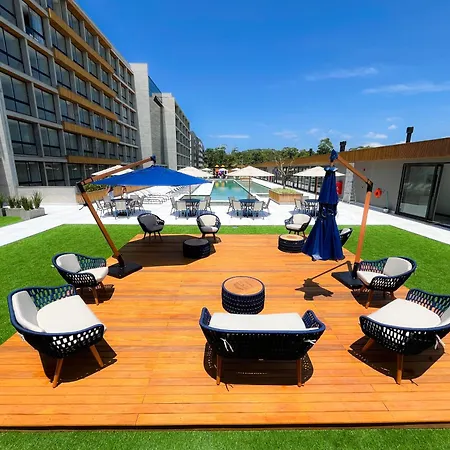 Resort Com Piscina Aquecida E Garagem Em Xangri-La Exterior foto