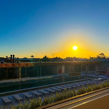Resort Com Piscina Aquecida E Garagem Em Xangri-La Exterior foto
