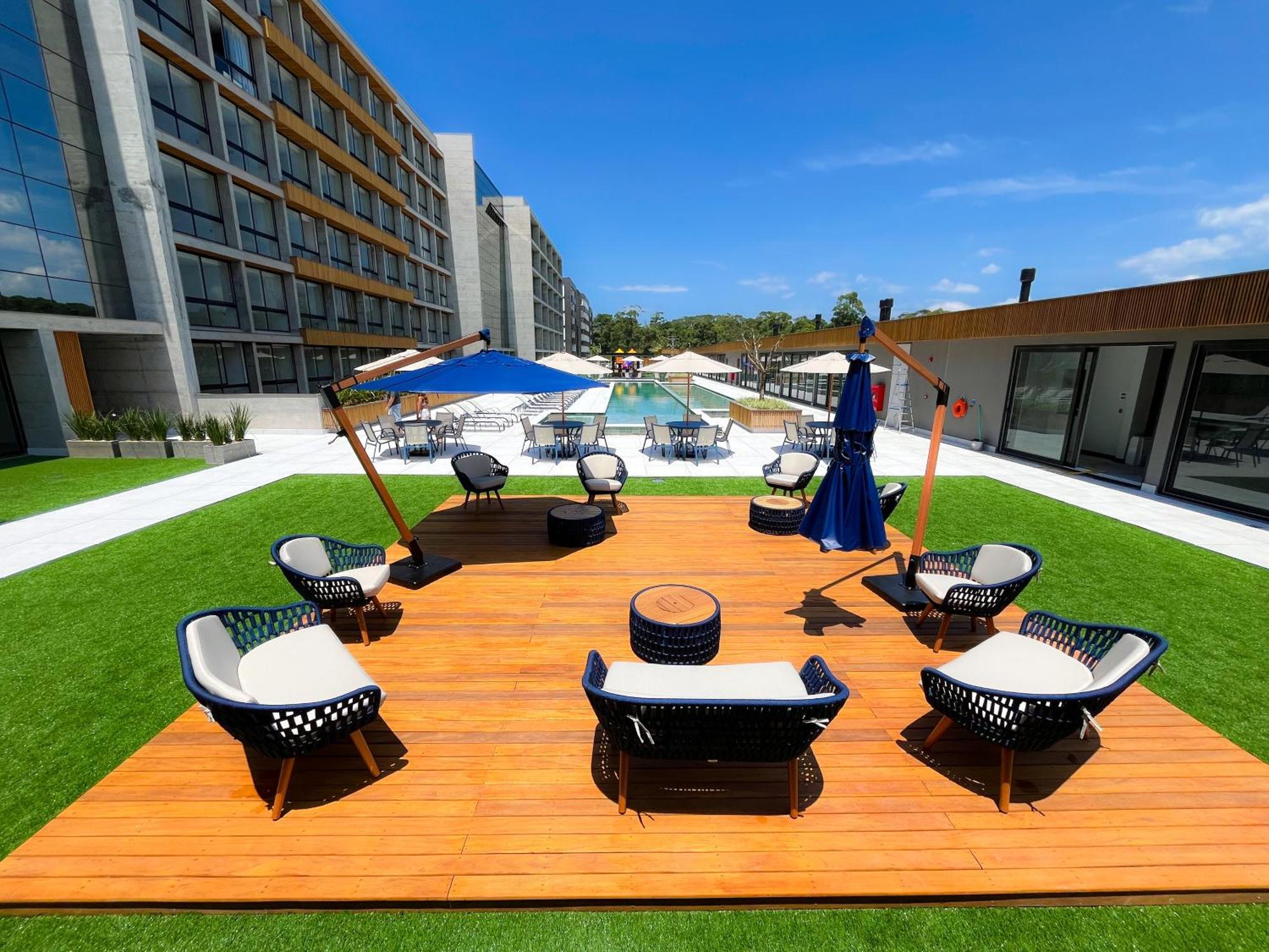Apartment Com Piscina Aquecida E Garagem Em Xangri-la