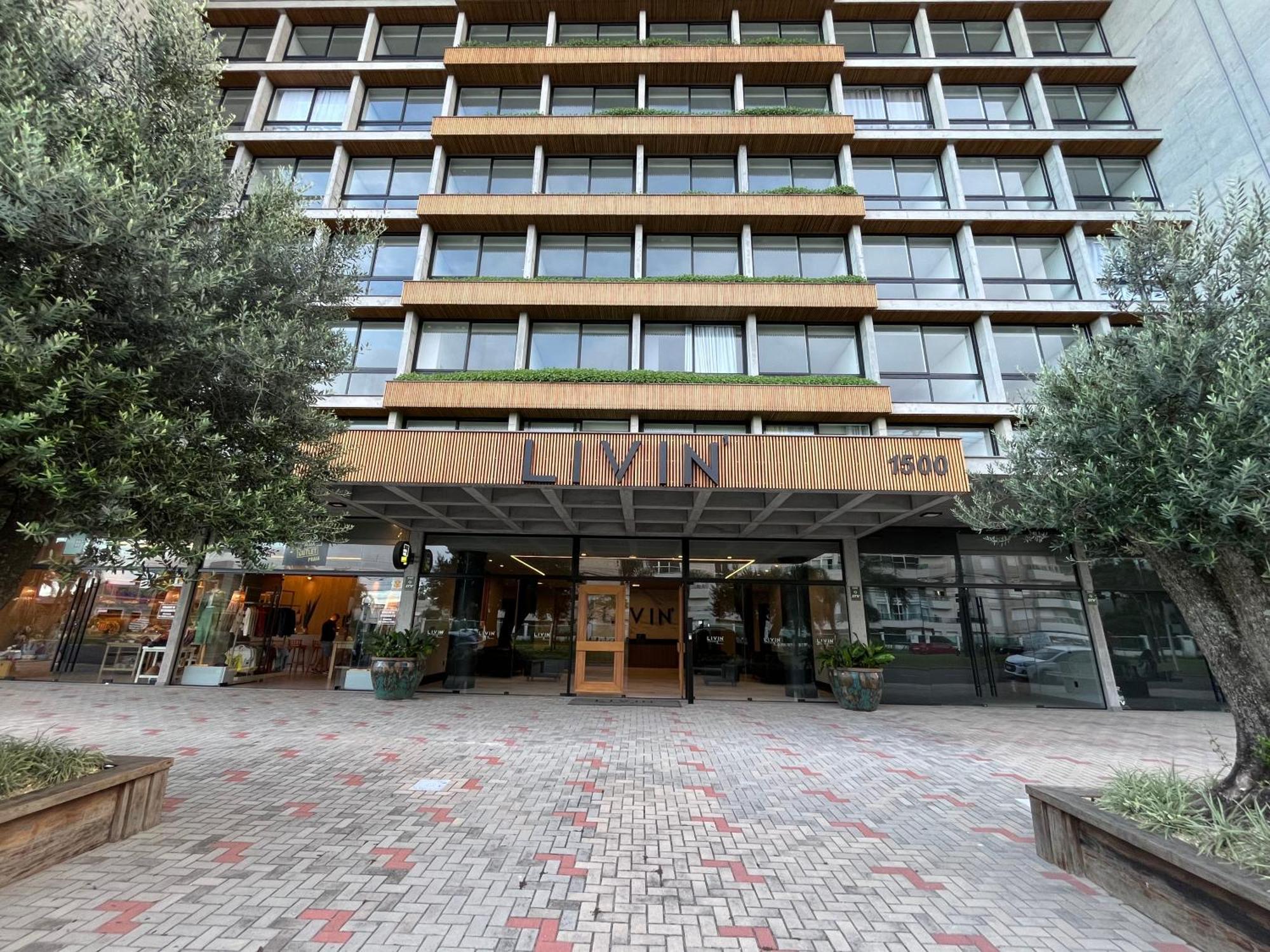 Apartment Com Piscina Aquecida E Garagem Em *