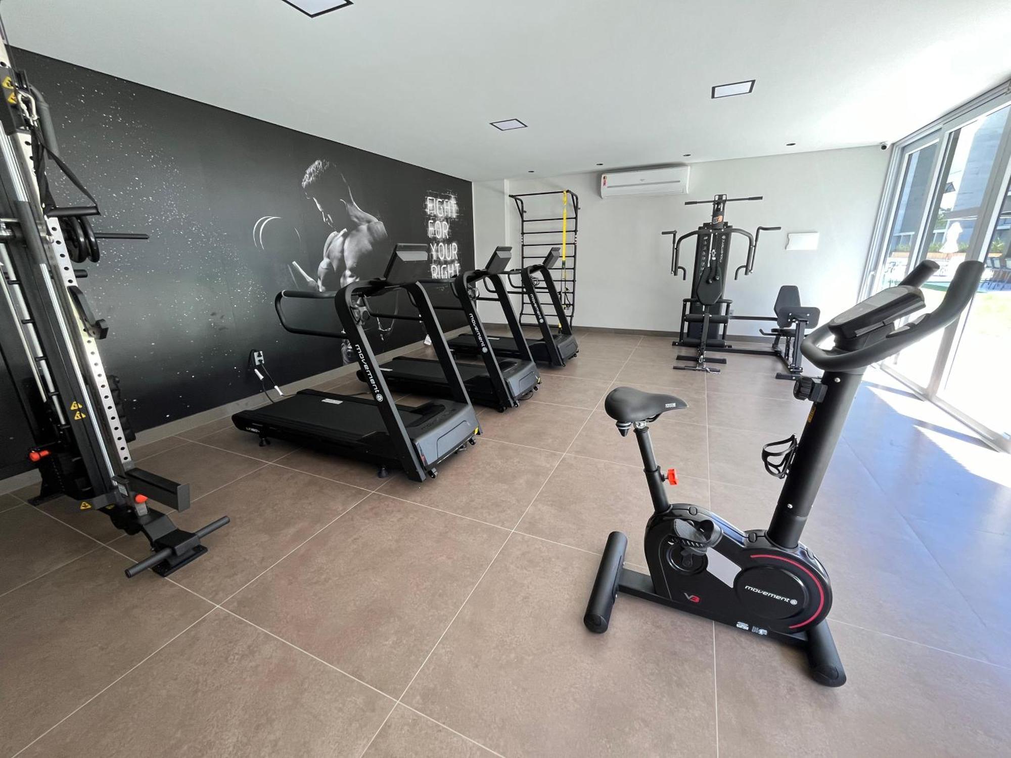 Apartment Com Piscina Aquecida E Garagem Em