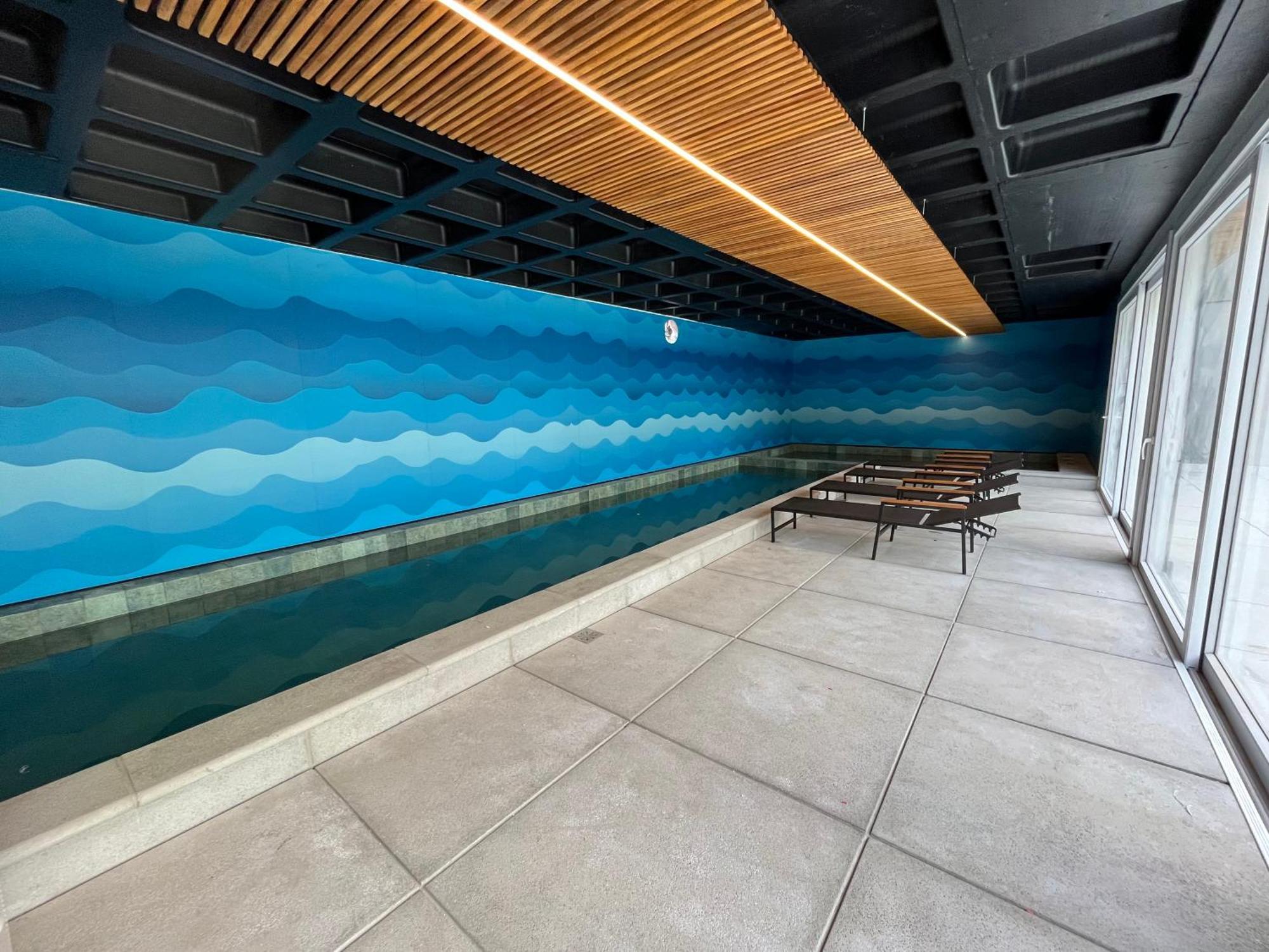 Apartment Com Piscina Aquecida E Garagem Em *